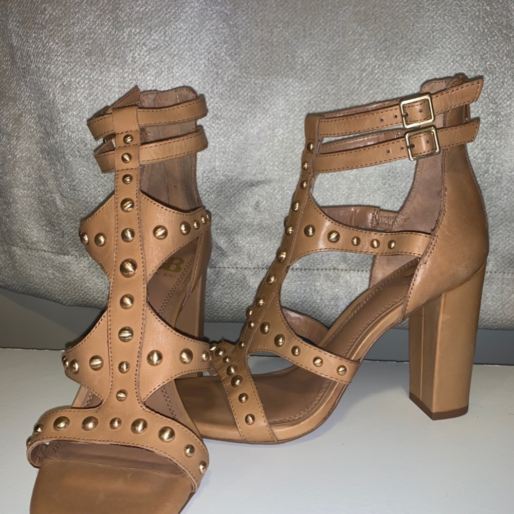 ✨SOLD✨ Gianni Bini Heels Size 8